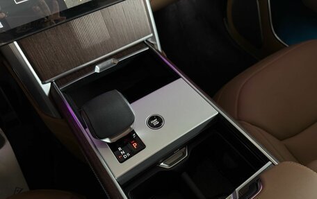 Land Rover Range Rover IV рестайлинг, 2025 год, 30 500 000 рублей, 31 фотография
