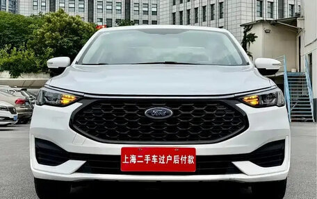 Ford Escort, 2021 год, 890 010 рублей, 2 фотография