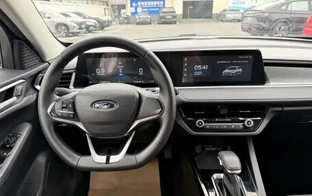 Ford Escort, 2021 год, 890 010 рублей, 12 фотография