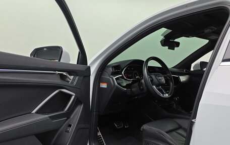 Audi Q3 Sportback, 2022 год, 3 924 000 рублей, 4 фотография