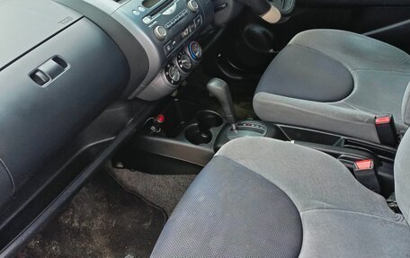 Honda Fit III, 2002 год, 250 000 рублей, 4 фотография