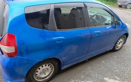 Honda Fit III, 2002 год, 250 000 рублей, 3 фотография