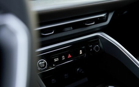 Audi Q5, 2025 год, 8 199 900 рублей, 23 фотография