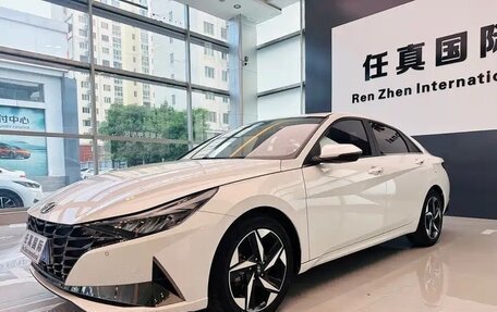 Hyundai Elantra, 2023 год, 1 240 000 рублей, 2 фотография
