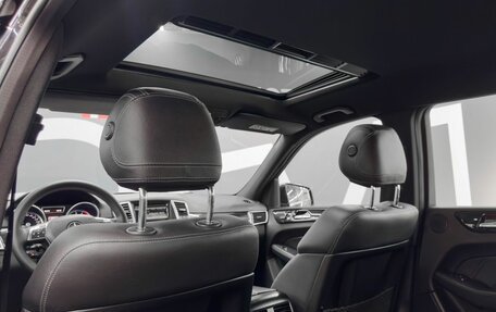 Mercedes-Benz GL-Класс, 2015 год, 2 299 900 рублей, 15 фотография