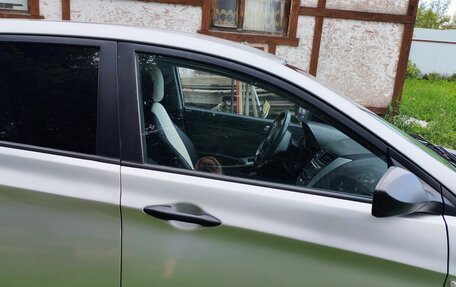 Hyundai Solaris II рестайлинг, 2013 год, 420 000 рублей, 5 фотография