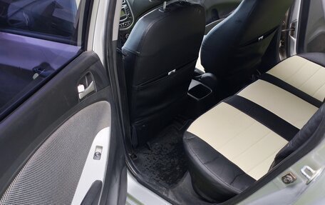 Hyundai Solaris II рестайлинг, 2013 год, 420 000 рублей, 13 фотография