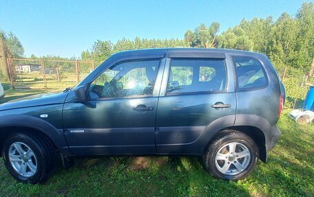 Chevrolet Niva I рестайлинг, 2018 год, 800 000 рублей, 8 фотография