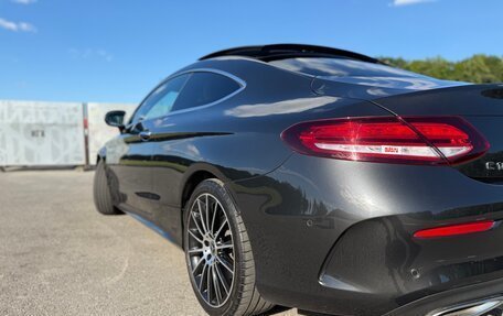 Mercedes-Benz C-Класс, 2018 год, 3 980 000 рублей, 9 фотография