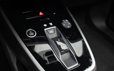Audi Q4 e-tron, 2025 год, 4 990 000 рублей, 15 фотография