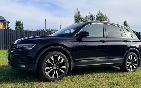 Volkswagen Tiguan II, 2017 год, 1 800 000 рублей, 4 фотография