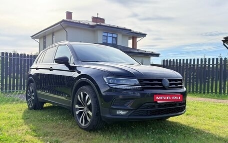 Volkswagen Tiguan II, 2017 год, 1 800 000 рублей, 3 фотография