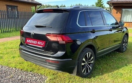 Volkswagen Tiguan II, 2017 год, 1 800 000 рублей, 8 фотография