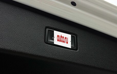Volkswagen Tiguan II, 2020 год, 3 899 000 рублей, 9 фотография