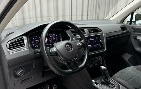 Volkswagen Tiguan II, 2020 год, 3 899 000 рублей, 11 фотография