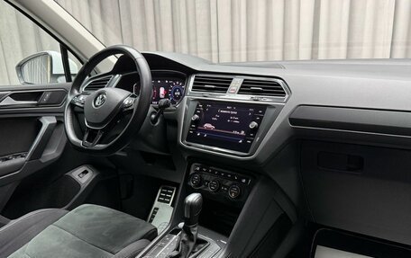 Volkswagen Tiguan II, 2020 год, 3 899 000 рублей, 12 фотография