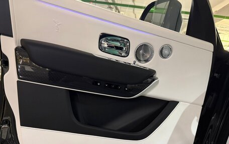 Rolls-Royce Cullinan, 2026 год, 72 960 000 рублей, 13 фотография
