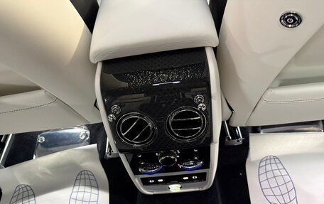 Rolls-Royce Cullinan, 2026 год, 72 960 000 рублей, 37 фотография