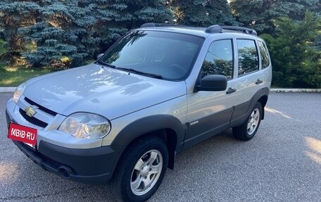 Chevrolet Niva I рестайлинг, 2018 год, 675 000 рублей, 7 фотография