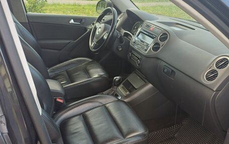 Volkswagen Tiguan I, 2011 год, 950 000 рублей, 16 фотография