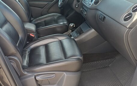 Volkswagen Tiguan I, 2011 год, 950 000 рублей, 22 фотография