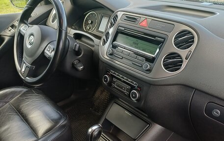 Volkswagen Tiguan I, 2011 год, 950 000 рублей, 20 фотография