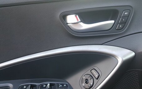 Hyundai Santa Fe III рестайлинг, 2017 год, 2 495 000 рублей, 20 фотография