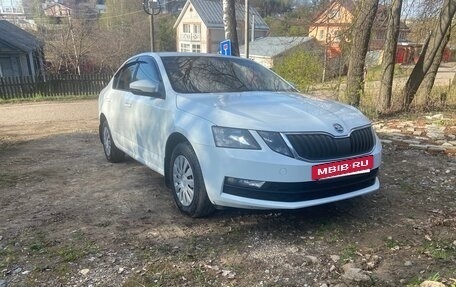 Skoda Octavia, 2017 год, 1 450 000 рублей, 2 фотография