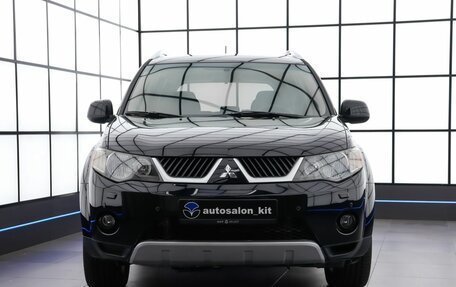 Mitsubishi Outlander III рестайлинг 3, 2007 год, 1 300 000 рублей, 2 фотография