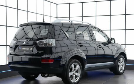 Mitsubishi Outlander III рестайлинг 3, 2007 год, 1 300 000 рублей, 4 фотография