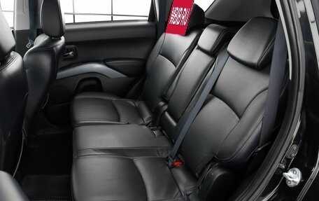 Mitsubishi Outlander III рестайлинг 3, 2007 год, 1 300 000 рублей, 10 фотография