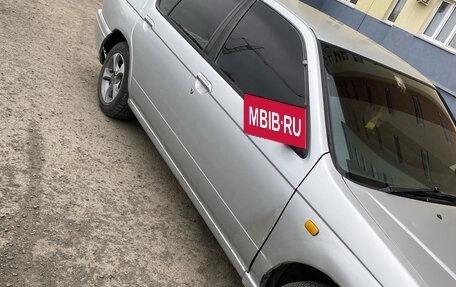 Nissan Bluebird VIII, 1984 год, 200 000 рублей, 2 фотография