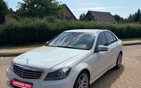 Mercedes-Benz C-Класс, 2012 год, 1 500 000 рублей, 1 фотография