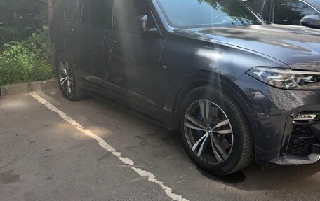 BMW X7, 2020 год, 7 000 000 рублей, 2 фотография
