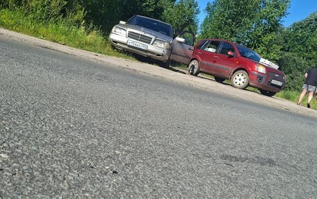 Mercedes-Benz C-Класс, 1994 год, 250 000 рублей, 4 фотография