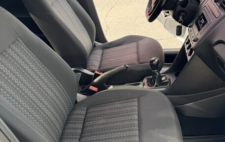 Volkswagen Polo VI (EU Market), 2017 год, 1 000 000 рублей, 10 фотография