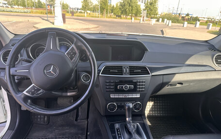 Mercedes-Benz C-Класс, 2011 год, 1 400 000 рублей, 15 фотография
