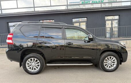 Toyota Land Cruiser Prado 150 рестайлинг 2, 2015 год, 3 400 000 рублей, 7 фотография