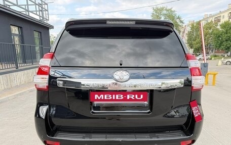 Toyota Land Cruiser Prado 150 рестайлинг 2, 2015 год, 3 400 000 рублей, 5 фотография