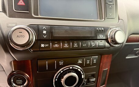 Toyota Land Cruiser Prado 150 рестайлинг 2, 2015 год, 3 400 000 рублей, 18 фотография