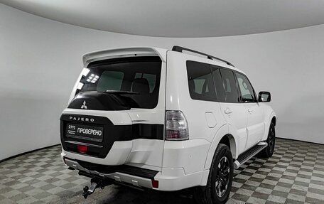 Mitsubishi Pajero IV, 2015 год, 2 570 000 рублей, 5 фотография