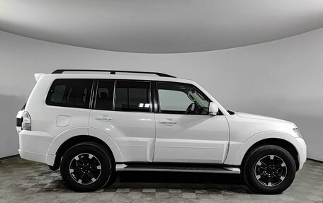 Mitsubishi Pajero IV, 2015 год, 2 570 000 рублей, 4 фотография