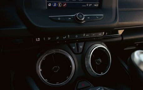 Chevrolet Camaro VI, 2022 год, 3 095 000 рублей, 13 фотография