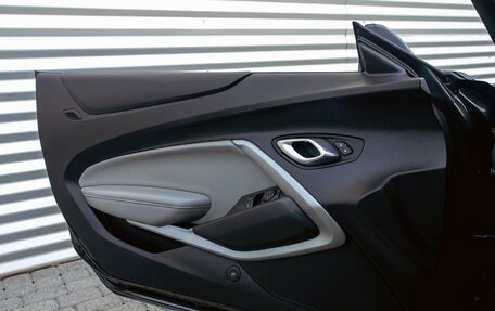 Chevrolet Camaro VI, 2022 год, 3 095 000 рублей, 10 фотография