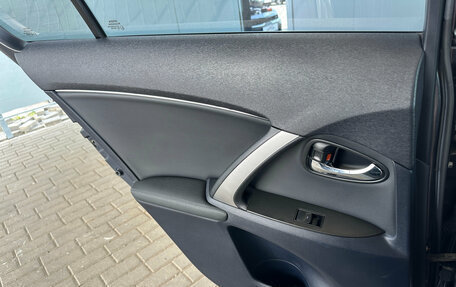 Toyota Avensis III рестайлинг, 2012 год, 1 250 000 рублей, 19 фотография