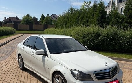 Mercedes-Benz C-Класс, 2012 год, 1 500 000 рублей, 2 фотография