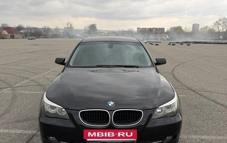 BMW 5 серия, 2009 год, 1 450 000 рублей, 14 фотография
