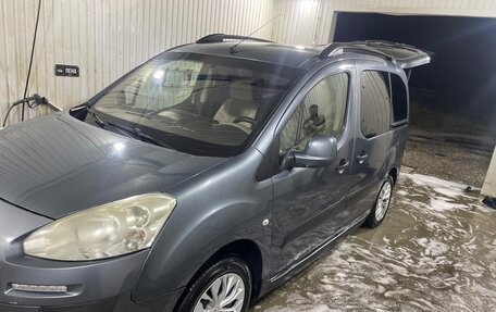 Peugeot Partner II рестайлинг 2, 2012 год, 590 000 рублей, 4 фотография