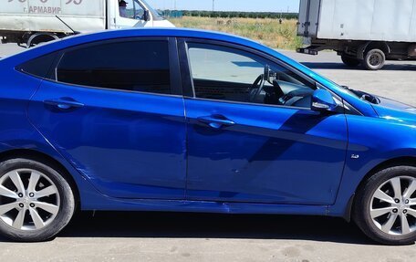 Hyundai Solaris II рестайлинг, 2012 год, 750 000 рублей, 4 фотография