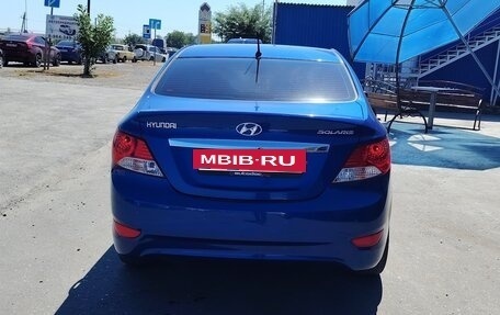 Hyundai Solaris II рестайлинг, 2012 год, 750 000 рублей, 3 фотография